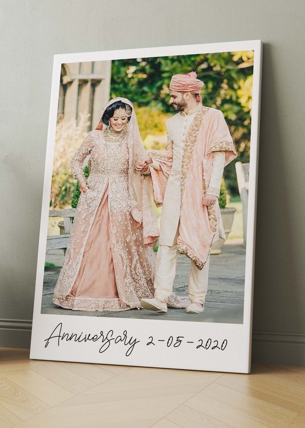 CUSTOM COLOUR POLAROID STYLE WITH NAME